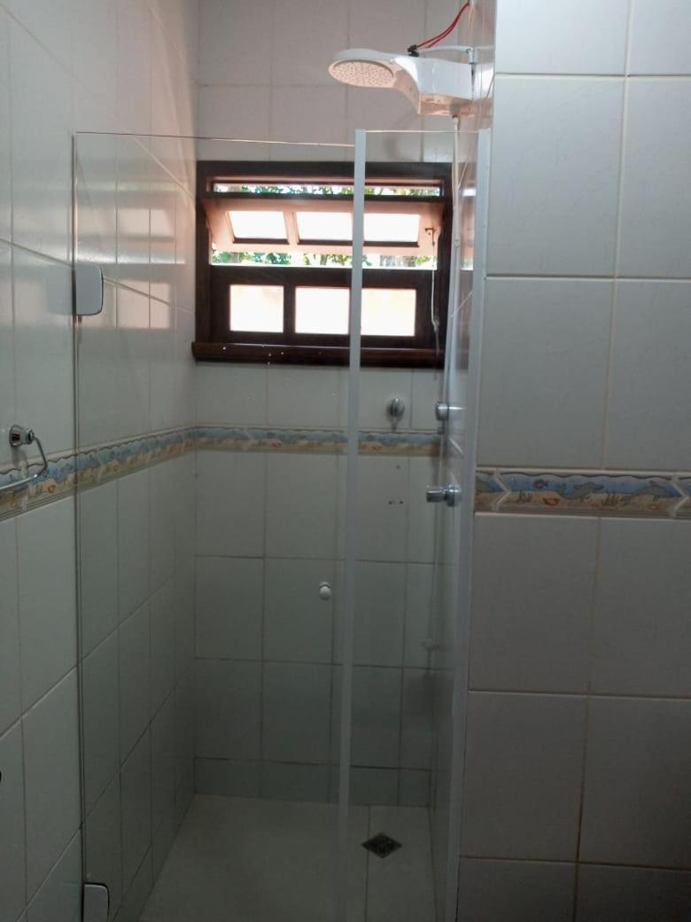 הוילה Casa Estilo Minimalista Em אובטובה מראה חיצוני תמונה