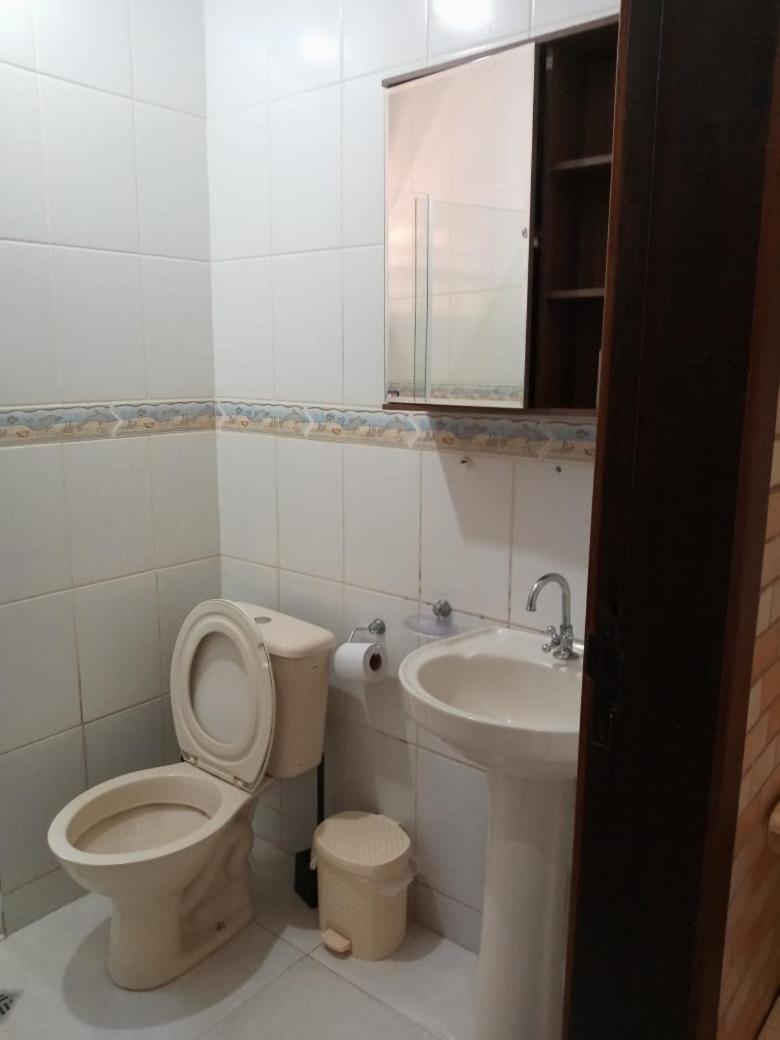 הוילה Casa Estilo Minimalista Em אובטובה מראה חיצוני תמונה
